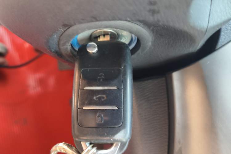 Used CHANGAN KAICHENG Oushang A600 2016 1.5L Manual Luxury 7-Seater Vehicle Key