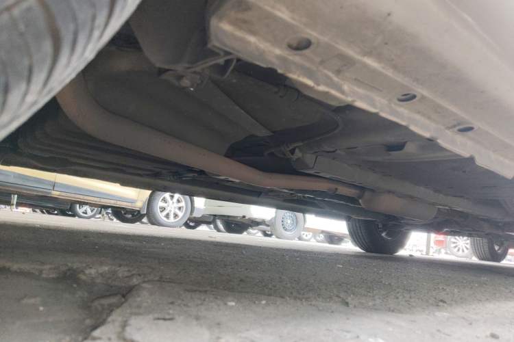 Used CHANGAN KAICHENG Oushang A600 2016 1.5L Manual Elite 7-Seater Chassis Rear Right