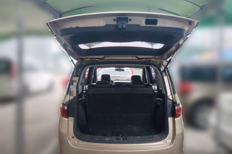 Used CHANGAN KAICHENG Oushang A600 2016 1.5L Manual Elite 7-Seater Trunk