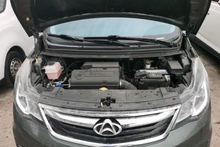 Used CHANGAN KAICHENG Oushang A600 2016 1.5L Manual Luxury 7-Seater Engine Bay