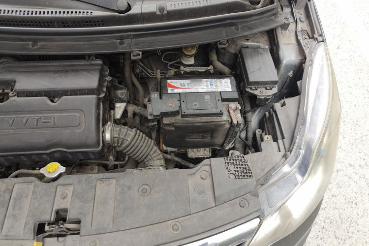 Used CHANGAN KAICHENG Oushang A600 2016 1.5L Manual Luxury 7-Seater Engine Bay Left