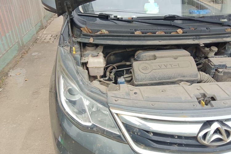 Used CHANGAN KAICHENG Oushang A600 2016 1.5L Manual Luxury 7-Seater Engine Bay Right