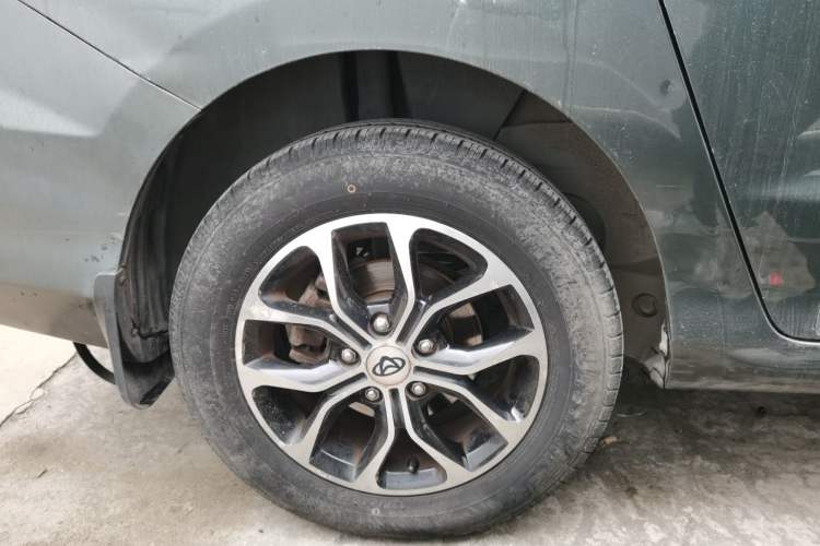 Used CHANGAN KAICHENG Oushang A600 2016 1.5L Manual Luxury 7-Seater Exterior 8