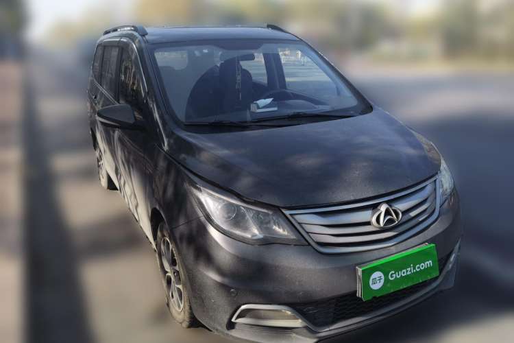 Used CHANGAN KAICHENG Oushang A600 2016 1.5L Manual Luxury 7-Seater Front Right 45 Deg