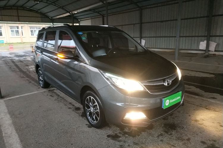Used CHANGAN KAICHENG Oushang A600 2016 1.5L Manual Luxury 7-Seater Front Right 45 Deg