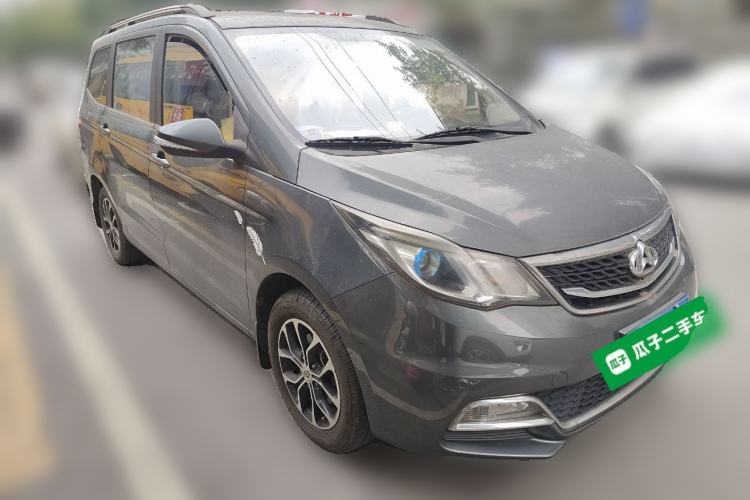 Used CHANGAN KAICHENG Oushang A600 2016 1.5L Manual Luxury 7-Seater Front Right 45 Deg