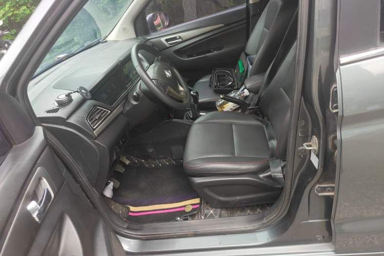 Used CHANGAN KAICHENG Oushang A600 2016 1.5L Manual Luxury 7-Seater Left Front Seat