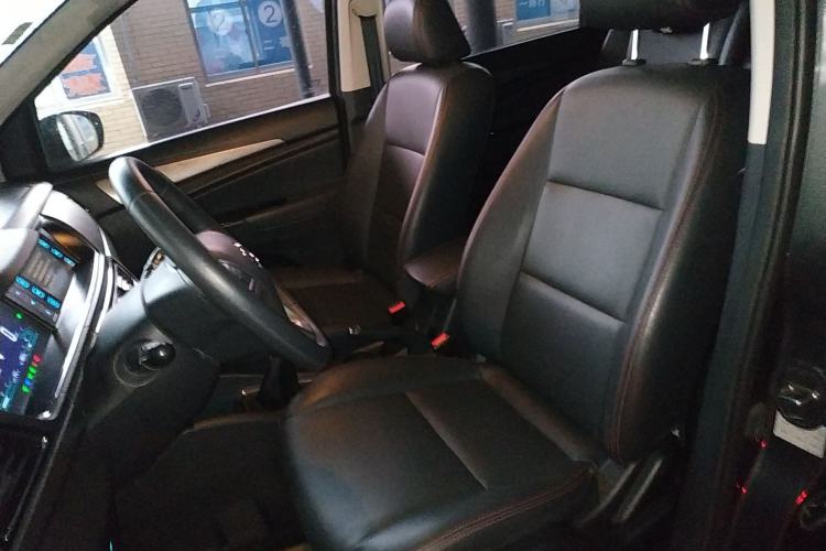 Used CHANGAN KAICHENG Oushang A600 2016 1.5L Manual Luxury 7-Seater Left Front Seat