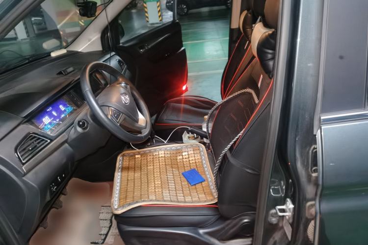 Used CHANGAN KAICHENG Oushang A600 2016 1.5L Manual Luxury 7-Seater Left Front Seat