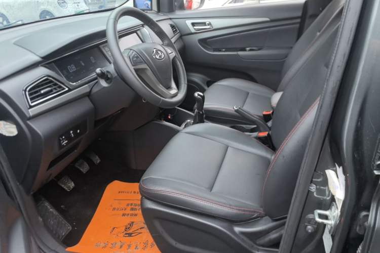 Used CHANGAN KAICHENG Oushang A600 2016 1.5L Manual Luxury 7-Seater Left Front Seat