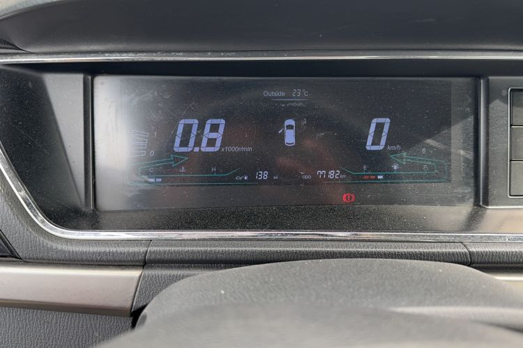 Used CHANGAN KAICHENG Oushang A600 2016 1.5L Manual Luxury 7-Seater Odometer Close Up