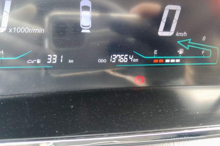 Used CHANGAN KAICHENG Oushang A600 2016 1.5L Manual Luxury 7-Seater Odometer Close Up