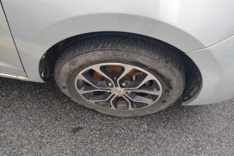 Used CHANGAN KAICHENG Oushang A600 2016 1.5L Manual Elite 7-Seater Right Front Wheel Hub
