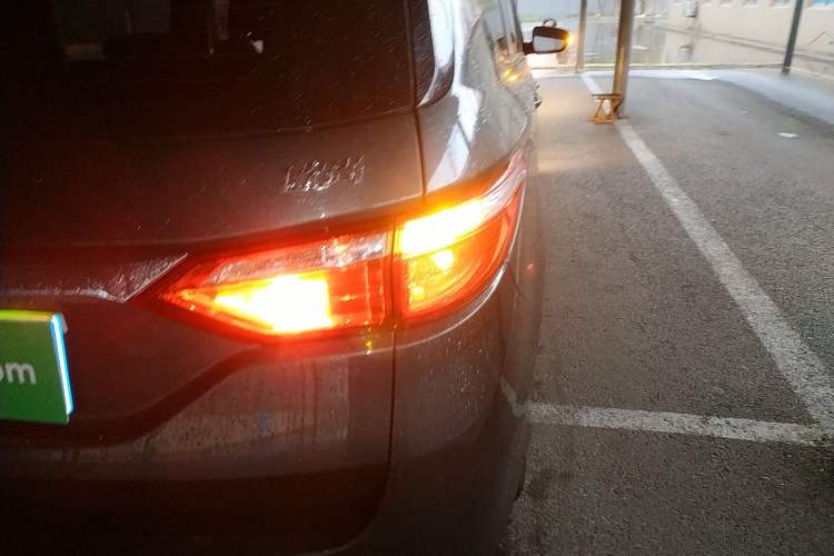 Used CHANGAN KAICHENG Oushang A600 2016 1.5L Manual Luxury 7-Seater Right Rear Taillight
