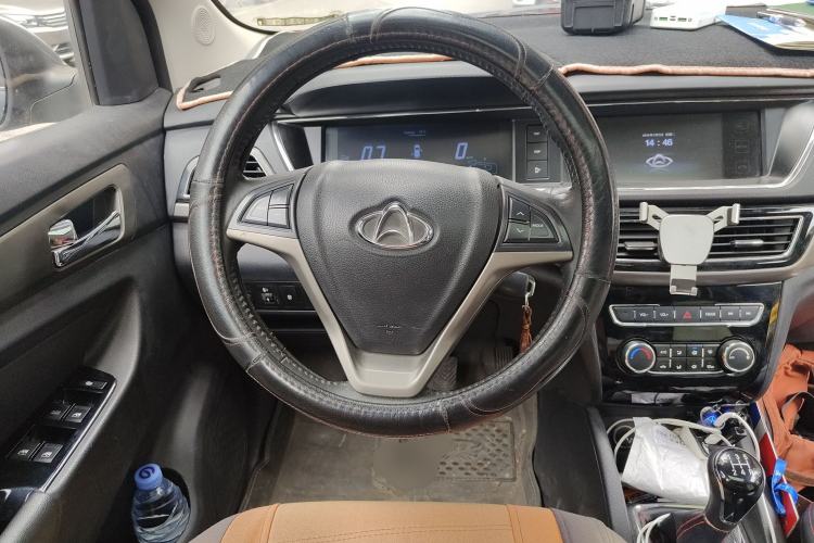 Used CHANGAN KAICHENG Oushang A600 2016 1.5L Manual Luxury 7-Seater Steering Wheel