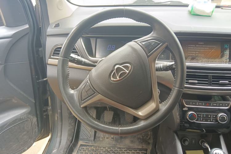 Used CHANGAN KAICHENG Oushang A600 2016 1.5L Manual Luxury 7-Seater Steering Wheel