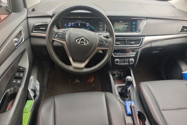 Used CHANGAN KAICHENG Oushang A600 2016 1.5L Manual Luxury 7-Seater Steering Wheel