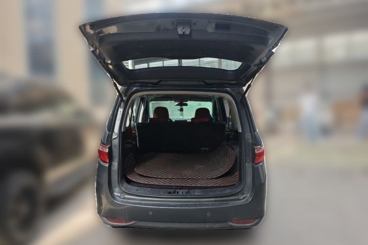 Used CHANGAN KAICHENG Oushang A600 2016 1.5L Manual Standard 7-Seater Trunk