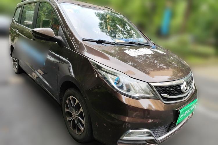 Used CHANGAN KAICHENG Oushang A600 2016 1.5L Manual Luxury 7-Seater Front Right 45 Deg