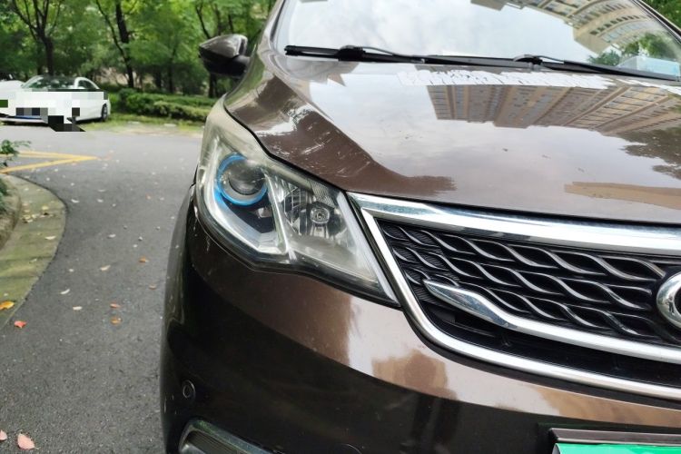 Used CHANGAN KAICHENG Oushang A600 2016 1.5L Manual Luxury 7-Seater Right Front Headlight