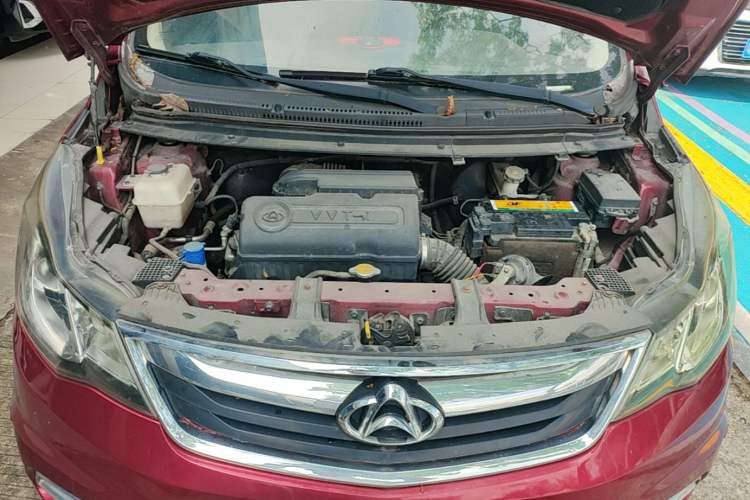 Used CHANGAN KAICHENG Oushang A600 2016 1.5L Manual Luxury 7-Seater Engine Bay