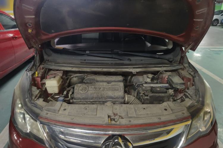 Used CHANGAN KAICHENG Oushang A600 2016 1.5L Manual Luxury 6-Seater Engine Bay