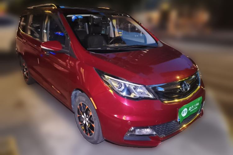 Used CHANGAN KAICHENG Oushang A600 2016 1.5L Manual Luxury 7-Seater Front Right 45 Deg