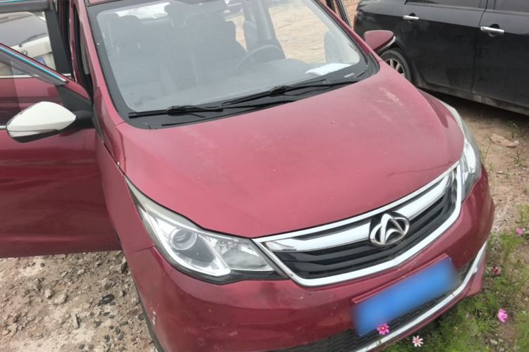 Used CHANGAN KAICHENG Oushang A600 2016 1.5L Manual Luxury 7-Seater Front Right 45 Deg