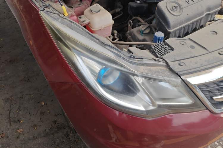 Used CHANGAN KAICHENG Oushang A600 2016 1.5L Manual Luxury 7-Seater Right Front Headlight