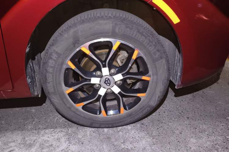 Used CHANGAN KAICHENG Oushang A600 2016 1.5L Manual Luxury 7-Seater Right Front Wheel Hub