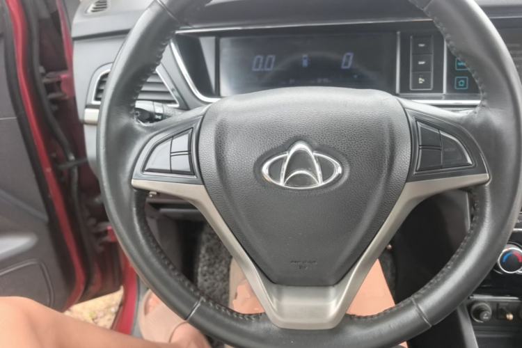 Used CHANGAN KAICHENG Oushang A600 2016 1.5L Manual Luxury 7-Seater Steering Wheel