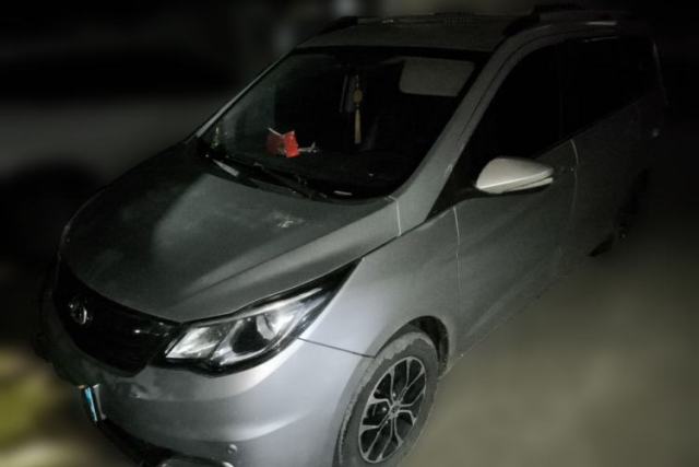 Used CHANGAN KAICHENG Oushang A600 2016 1.5L Manual Luxury 7-Seater
