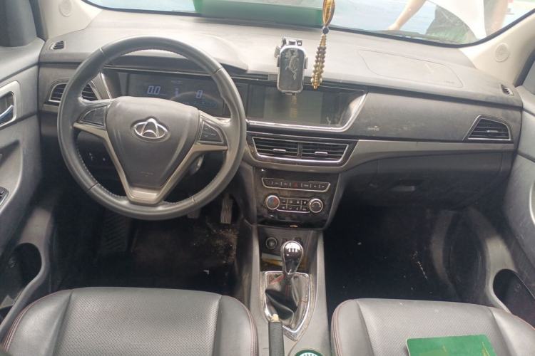 Used CHANGAN KAICHENG Oushang A600 2016 1.5L Manual Luxury 7-Seater Center Console