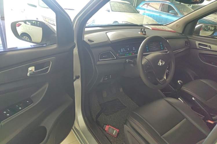 Used CHANGAN KAICHENG Oushang A600 2016 1.5L Manual Elite 7-Seater Driver Seat