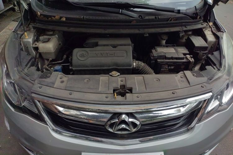 Used CHANGAN KAICHENG Oushang A600 2016 1.5L Manual Luxury 7-Seater Engine Bay