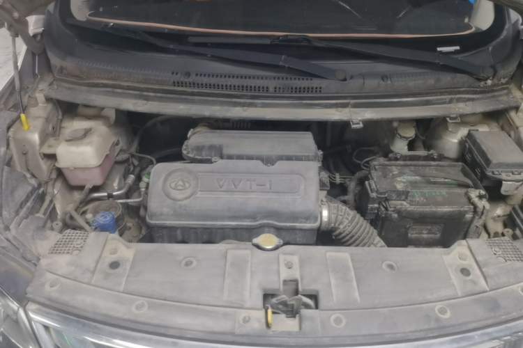 Used CHANGAN KAICHENG Oushang A600 2016 1.5L Manual Luxury 7-Seater Engine Bay