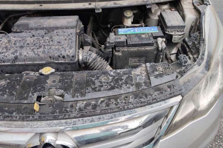 Used CHANGAN KAICHENG Oushang A600 2016 1.5L Manual Elite 7-Seater Engine Bay Left