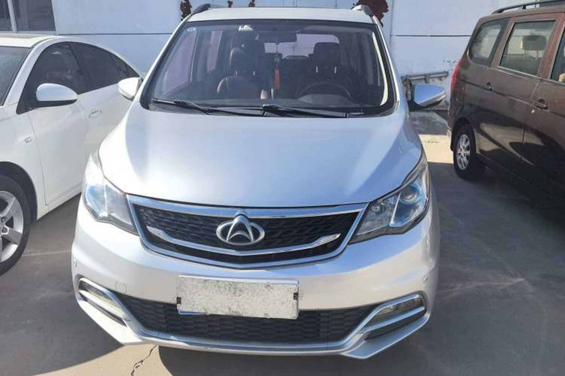 Used CHANGAN KAICHENG Oushang A600 2016 1.5L Manual Luxury 6-Seater Exterior 1