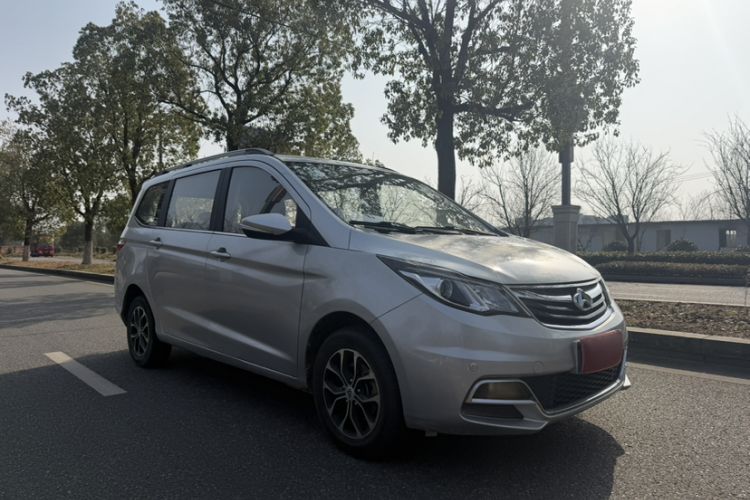 Used CHANGAN KAICHENG Oushang A600 2016 1.5L Manual Luxury 7-Seater Exterior 2