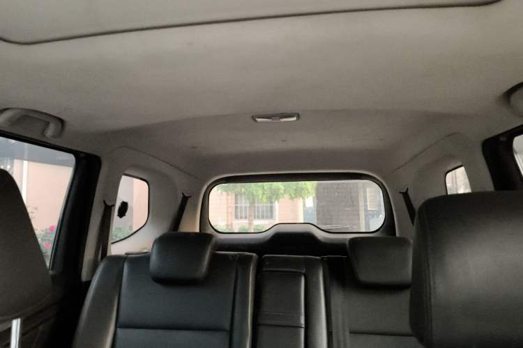 Used CHANGAN KAICHENG Oushang A600 2016 1.5L Manual Luxury 7-Seater Headliner