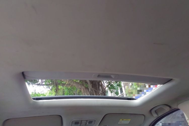Used CHANGAN KAICHENG Oushang A600 2016 1.5L Manual Luxury 7-Seater Headliner