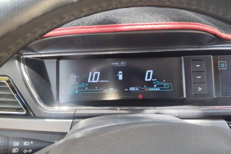 Used CHANGAN KAICHENG Oushang A600 2016 1.5L Manual Luxury 7-Seater Instrument Cluster