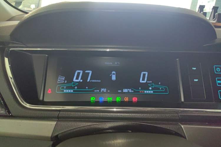 Used CHANGAN KAICHENG Oushang A600 2016 1.5L Manual Elite 7-Seater Instrument Cluster