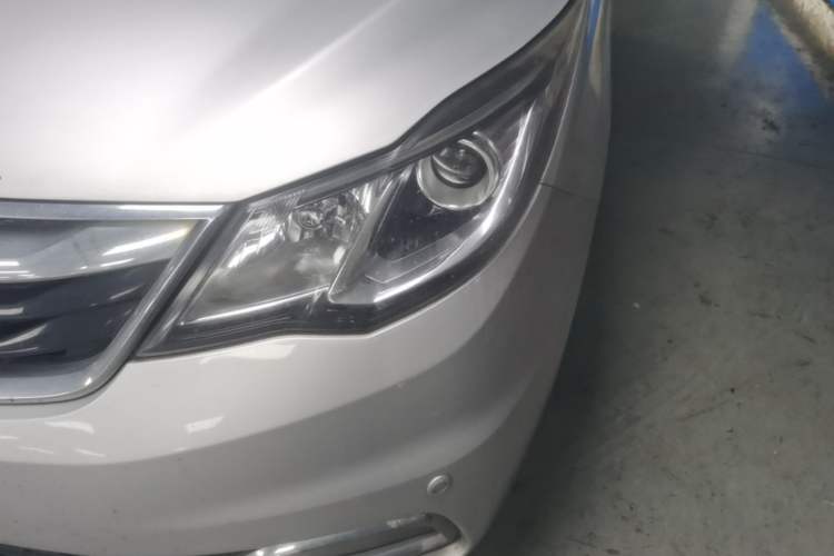 Used CHANGAN KAICHENG Oushang A600 2016 1.5L Manual Luxury 7-Seater Left Front Headlight