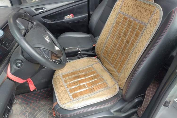 Used CHANGAN KAICHENG Oushang A600 2016 1.5L Manual Luxury 7-Seater Left Front Seat
