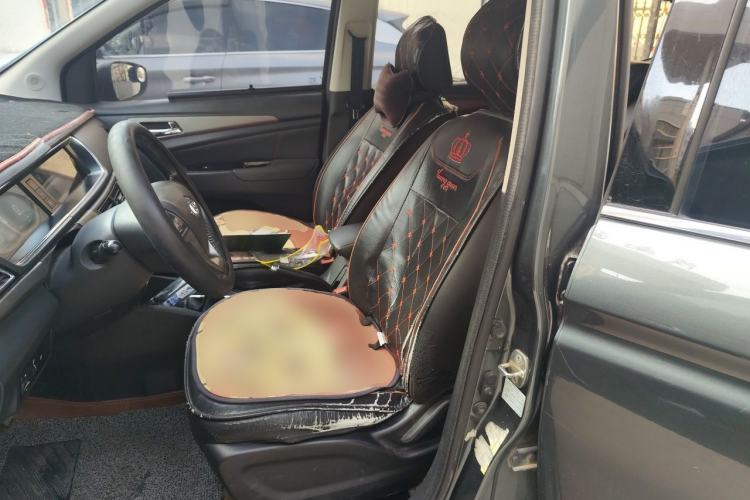 Used CHANGAN KAICHENG Oushang A600 2016 1.5L Manual Luxury 7-Seater Left Front Seat