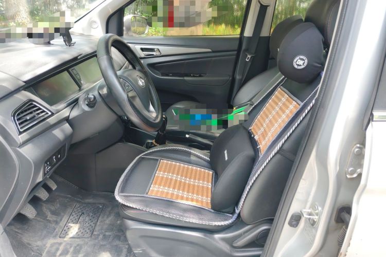 Used CHANGAN KAICHENG Oushang A600 2016 1.5L Manual Luxury 7-Seater Left Front Seat