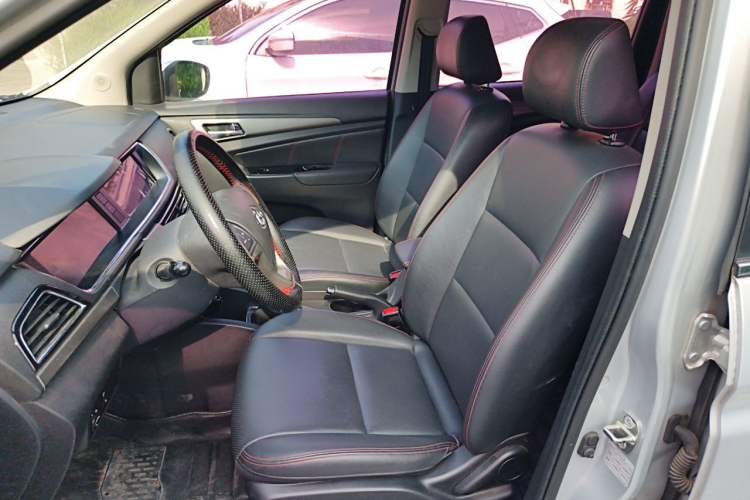 Used CHANGAN KAICHENG Oushang A600 2016 1.5L Manual Elite 7-Seater Left Front Seat