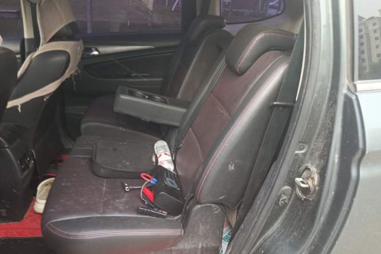 Used CHANGAN KAICHENG Oushang A600 2016 1.5L Manual Luxury 7-Seater Left Rear Seat