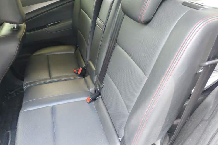 Used CHANGAN KAICHENG Oushang A600 2016 1.5L Manual Luxury 7-Seater Left Rear Seat